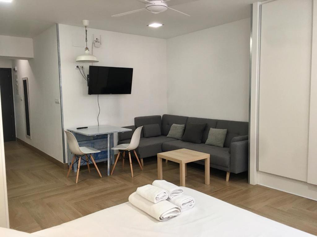 Apartamento Full Equip. Bilbao Bagian luar foto